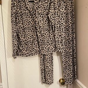 Crown and Ivy size L animal, print long  pajamas. VGUC.